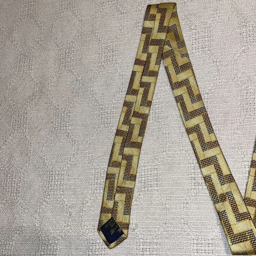 Ermenegildo Zegna Men’s Dress Tie Size 57” 3.75” Gold Geometric Business Formal